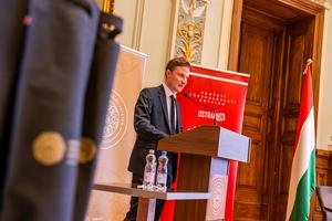 PolitikON - Közéleti Készségfejlesztő és Politikai Szimulációs Verseny Döntő-8